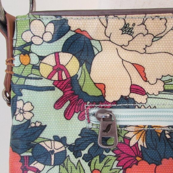 Sakroots Artist's Circle Seafoam Flower Power Crossbody Bag - Picture 11 of 16